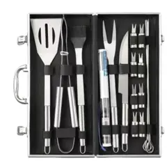 VOX - SET ASADO 18 PCS (4370)