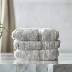 KARSTEN - Juego 3 toallas de baño 600gr blancas