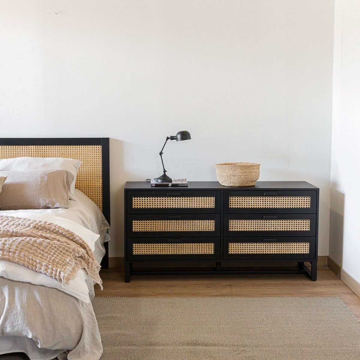 AMOBLE - Buffet Vento Negro T 150 Amoblé