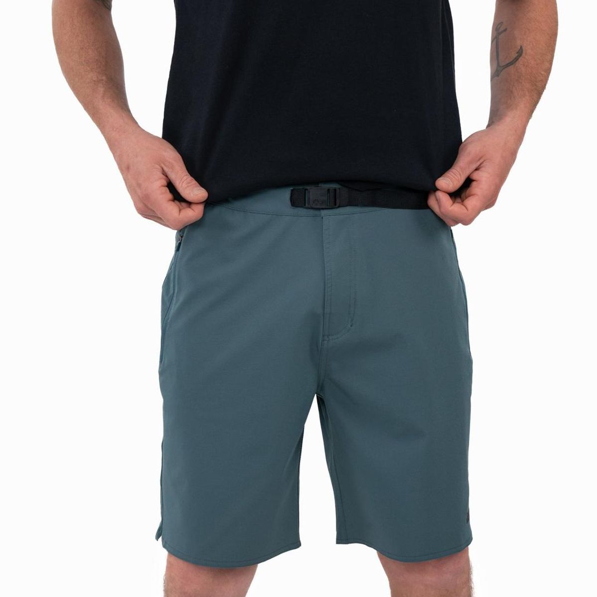 KAYA UNITE - Short Hombre Hybrid Petrol