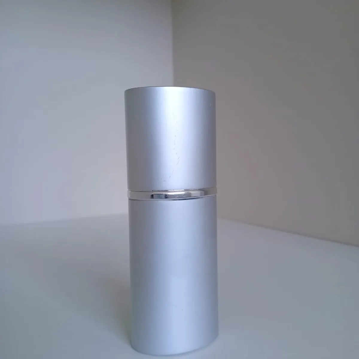 GENERICO - SET DE MANICURA 5 PIEZAS CON ESTUCHE