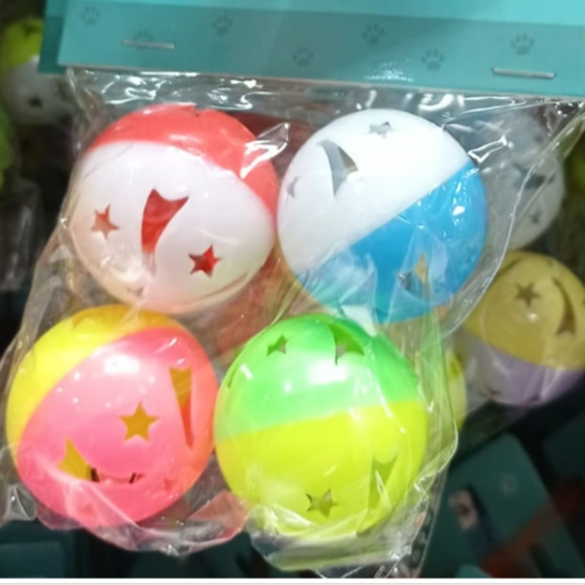 GENERICO - Set 4 Pelotas Juguete Para Mascotas Gatos Plastico