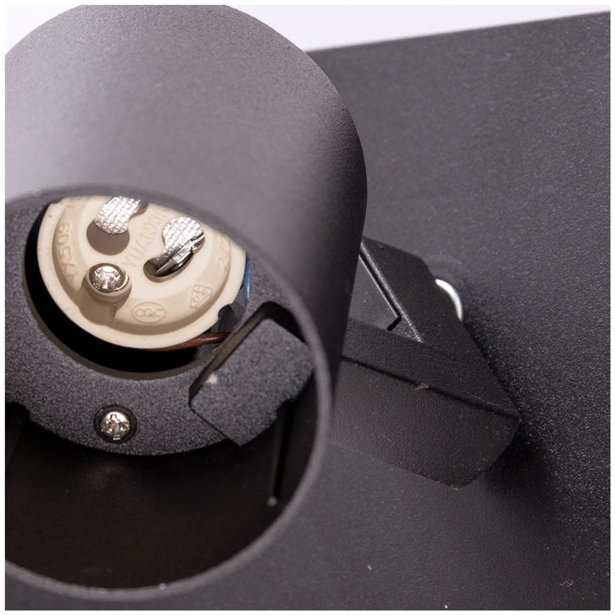 WANT - Foco Spot LED Track Light 3xGU10 Negro Incluye Ampolleta Cálida