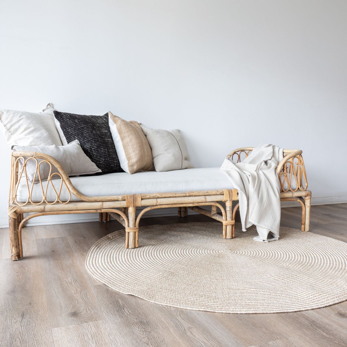 TRIBUS DEL MUNDO - Alfombra Clean Weave Napoles 180.