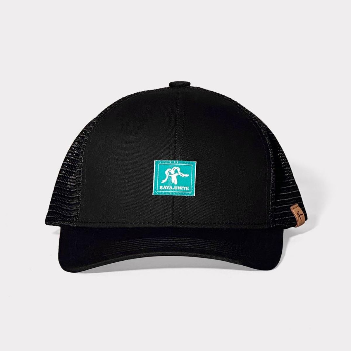 KAYA UNITE - Jockey Trucker Logo Negro