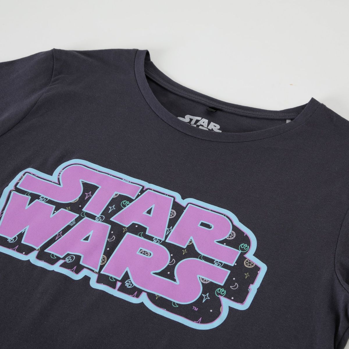 STAR WARS - Polera Manga Corta Mujer Logo Negro Star Wars