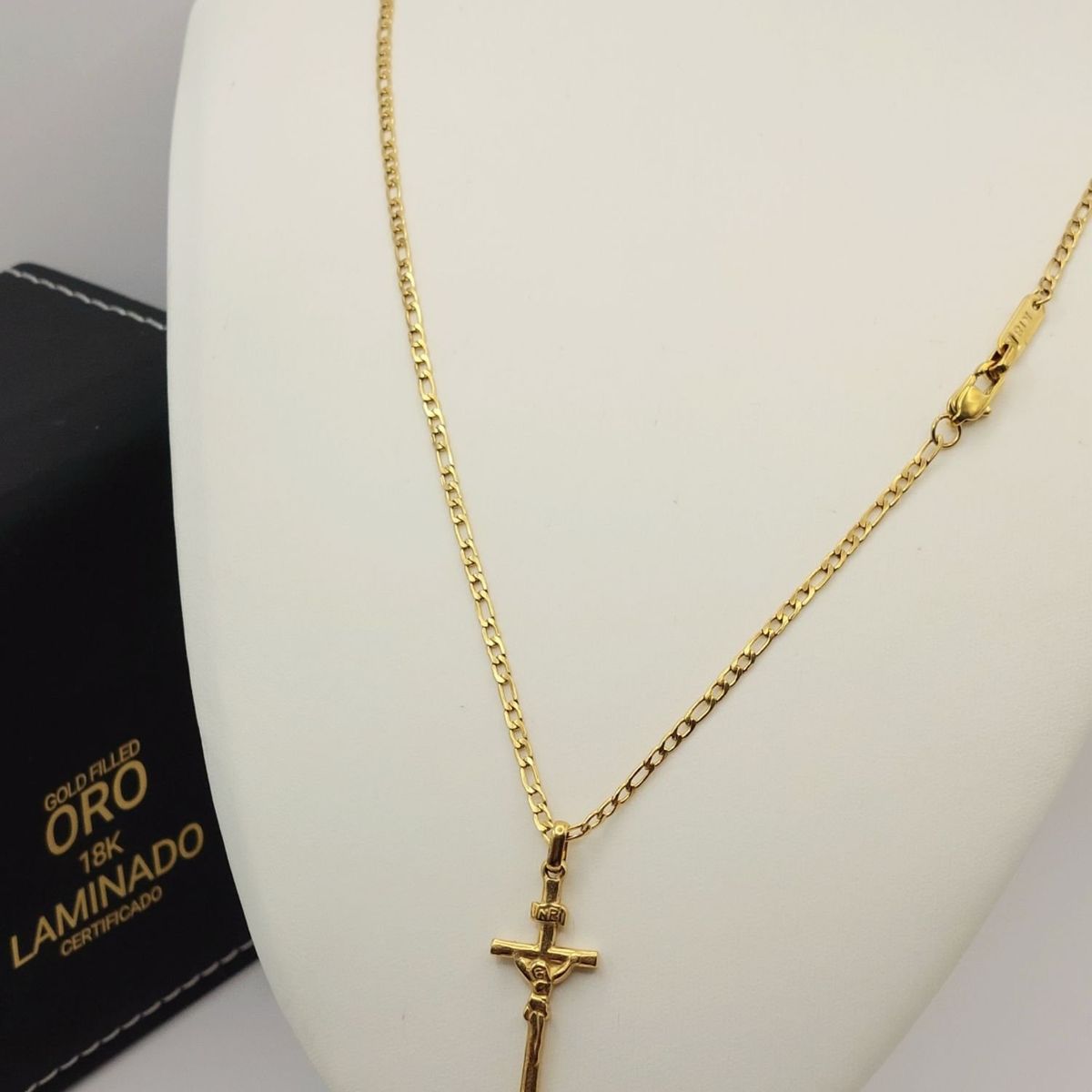 GENERICO - Cadena ORO 18K Laminado Tejido Fígaro con Crucifijo de Cristo