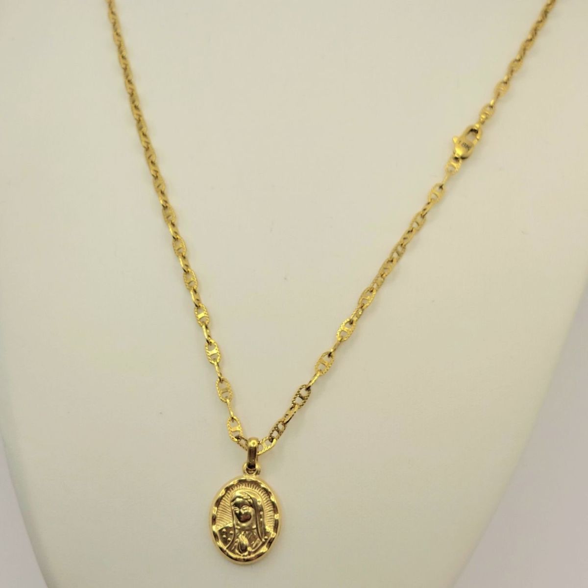 GENERICO - Cadena ORO 18K Laminado Tejido Ancla con Virgen de Guadalupe