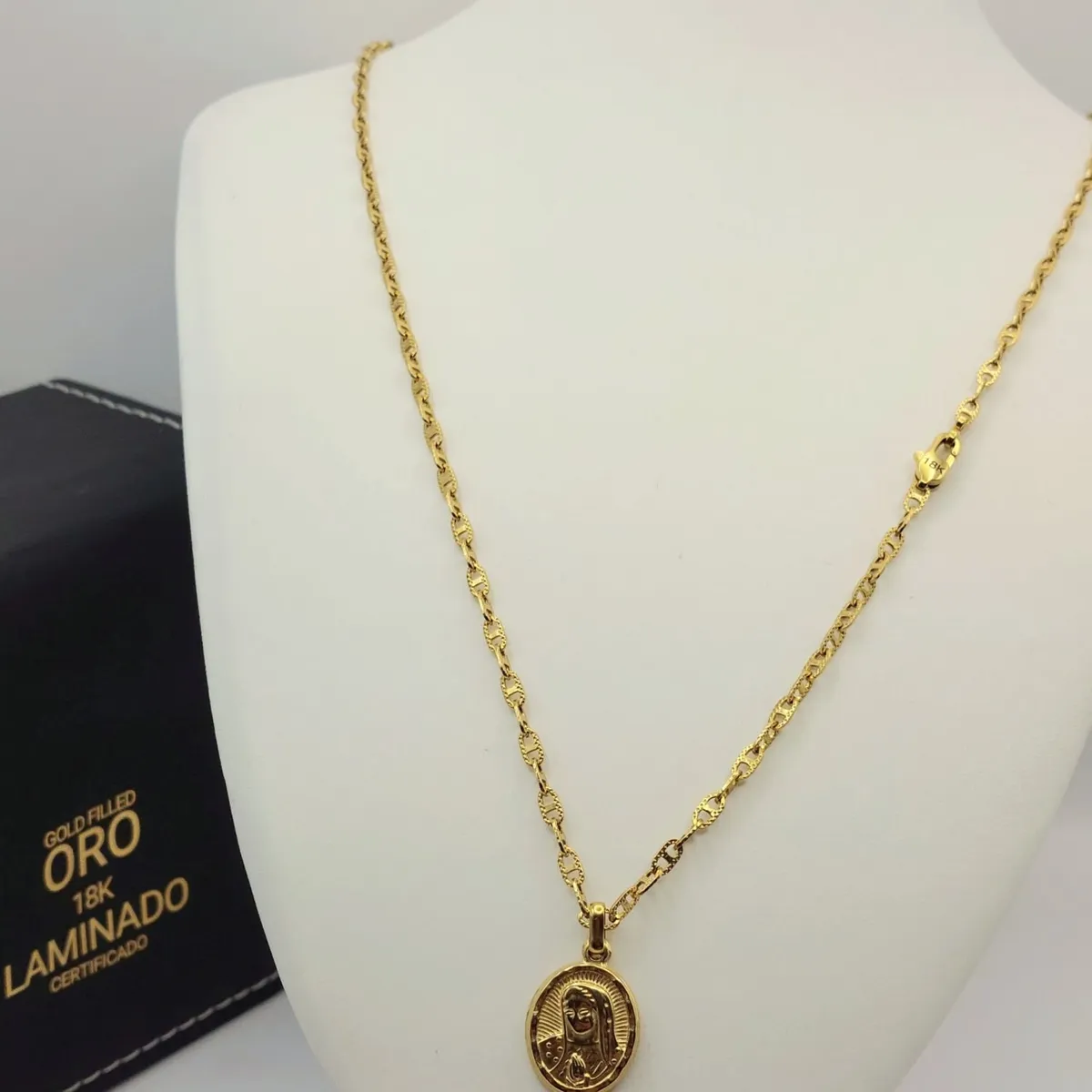 GENERICO - Cadena ORO 18K Laminado Tejido Ancla con Virgen de Guadalupe
