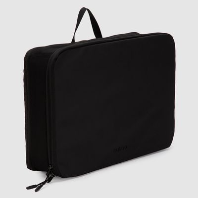 Imagen 2 del producto Bolsa Organizadora Travel Noir M Essentials