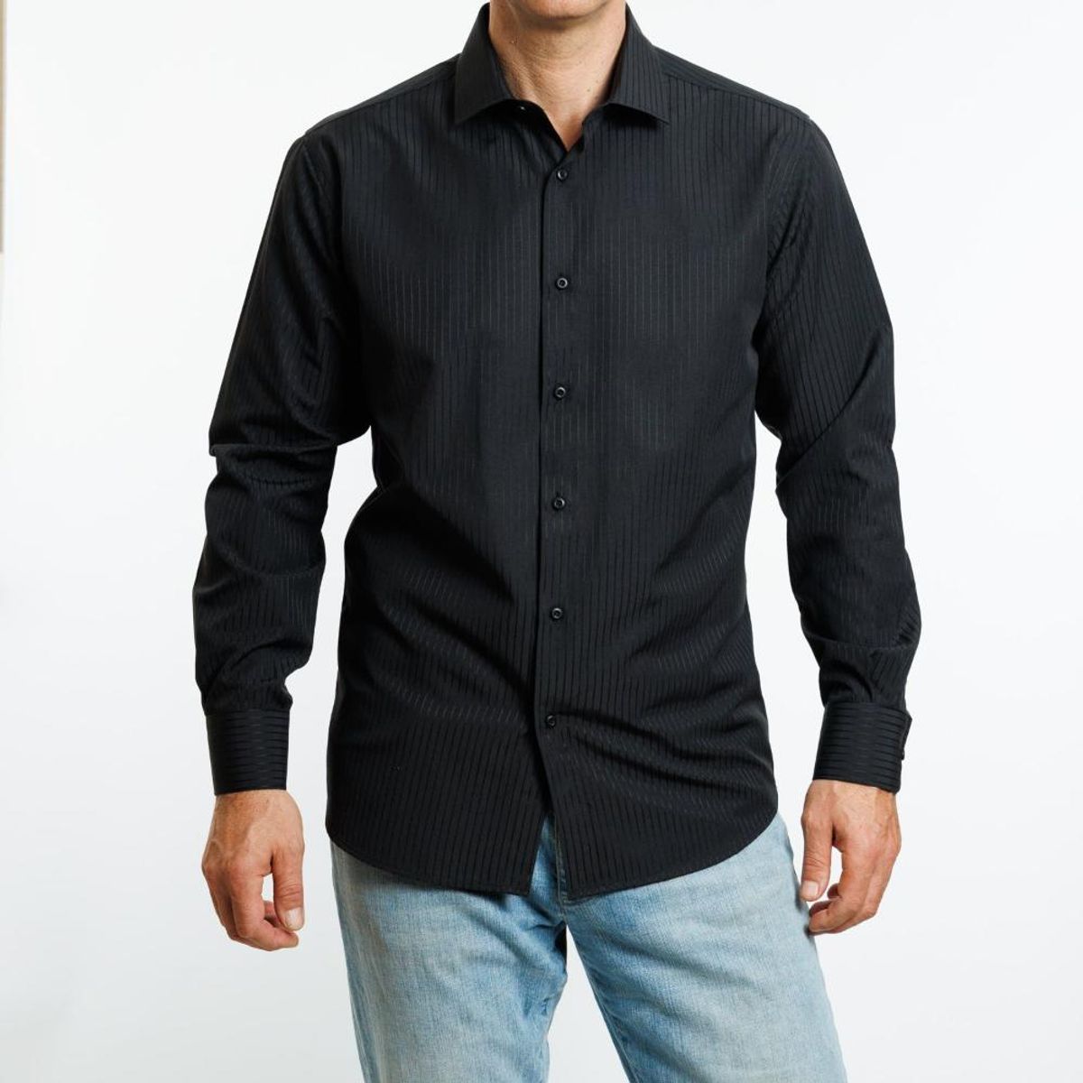 VANDINE - Camisa Negra Texturada Etiqueta Roja V24-25-12 - Negro