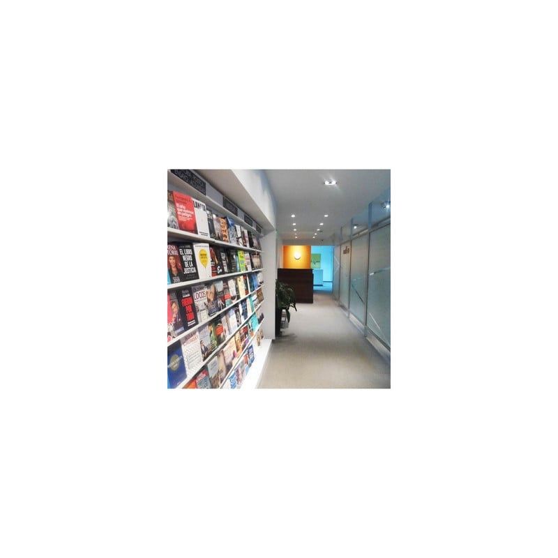 PENGUIN RANDOM HOUSE - Libro El Bigote