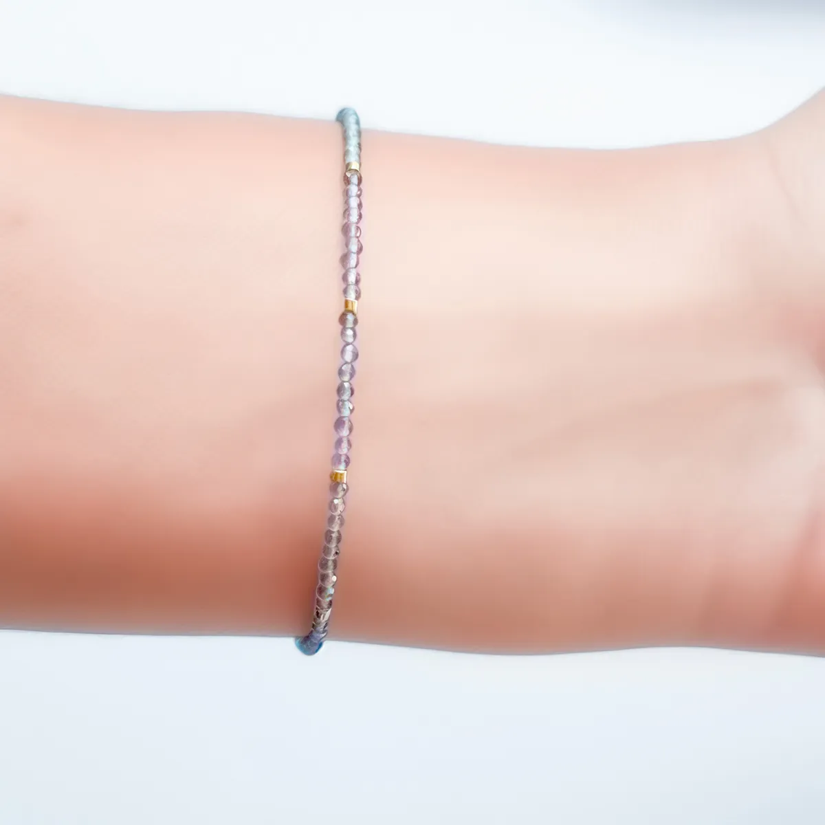 COGGIOLA - Pulsera Cuarzo Rosa Mostacilla Enchapado Oro 18K