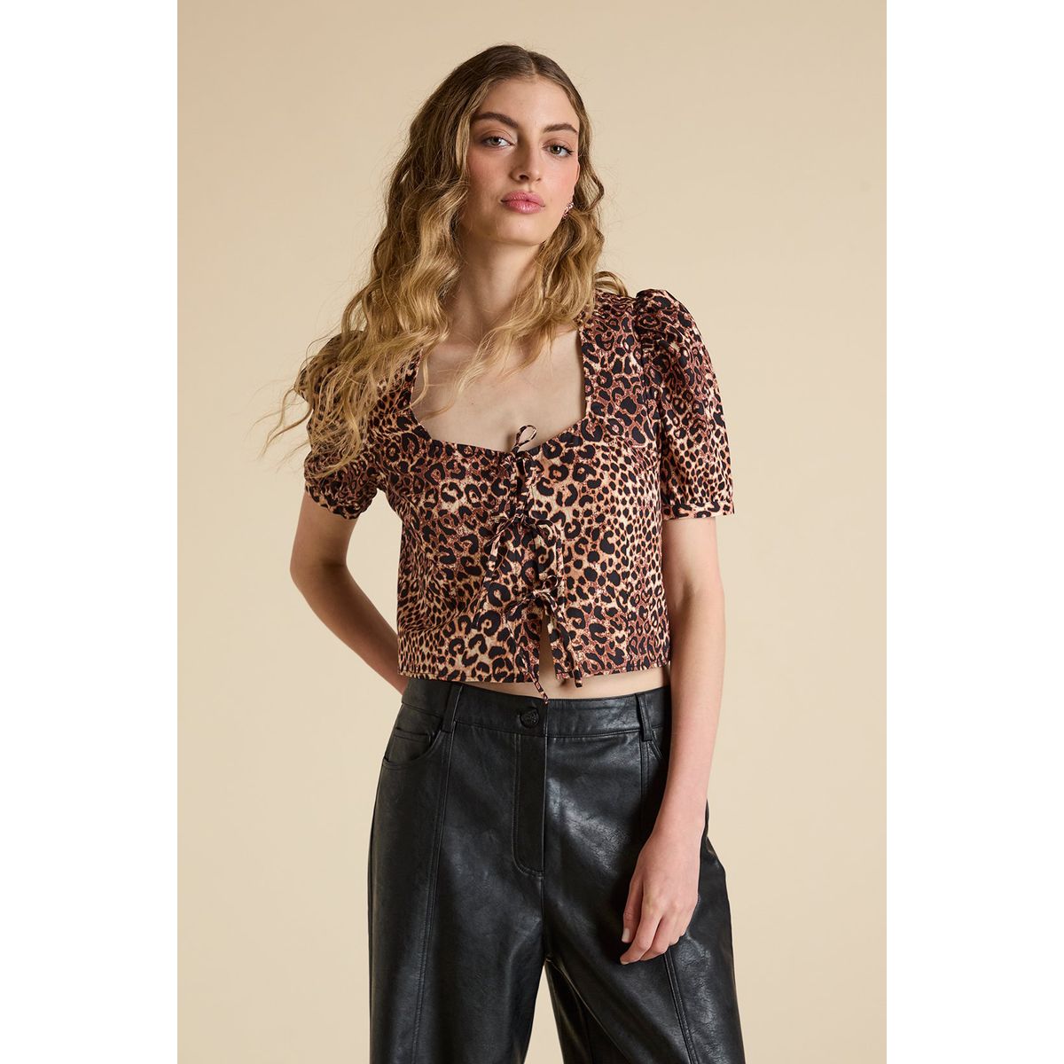 IO - Blusa Manga Corta Café Mujer Io