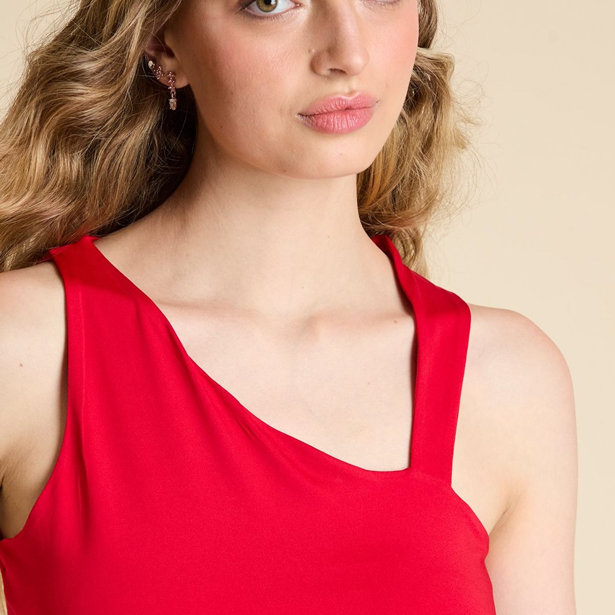 IO - Polera Sin Mangas Rojo Mujer Io