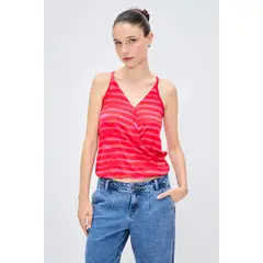 IO - Polera Fantasía Rojo