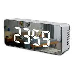 GEN - Reloj Digital Luz Led Numeros Iluminado Color Puerto Usb - Negro