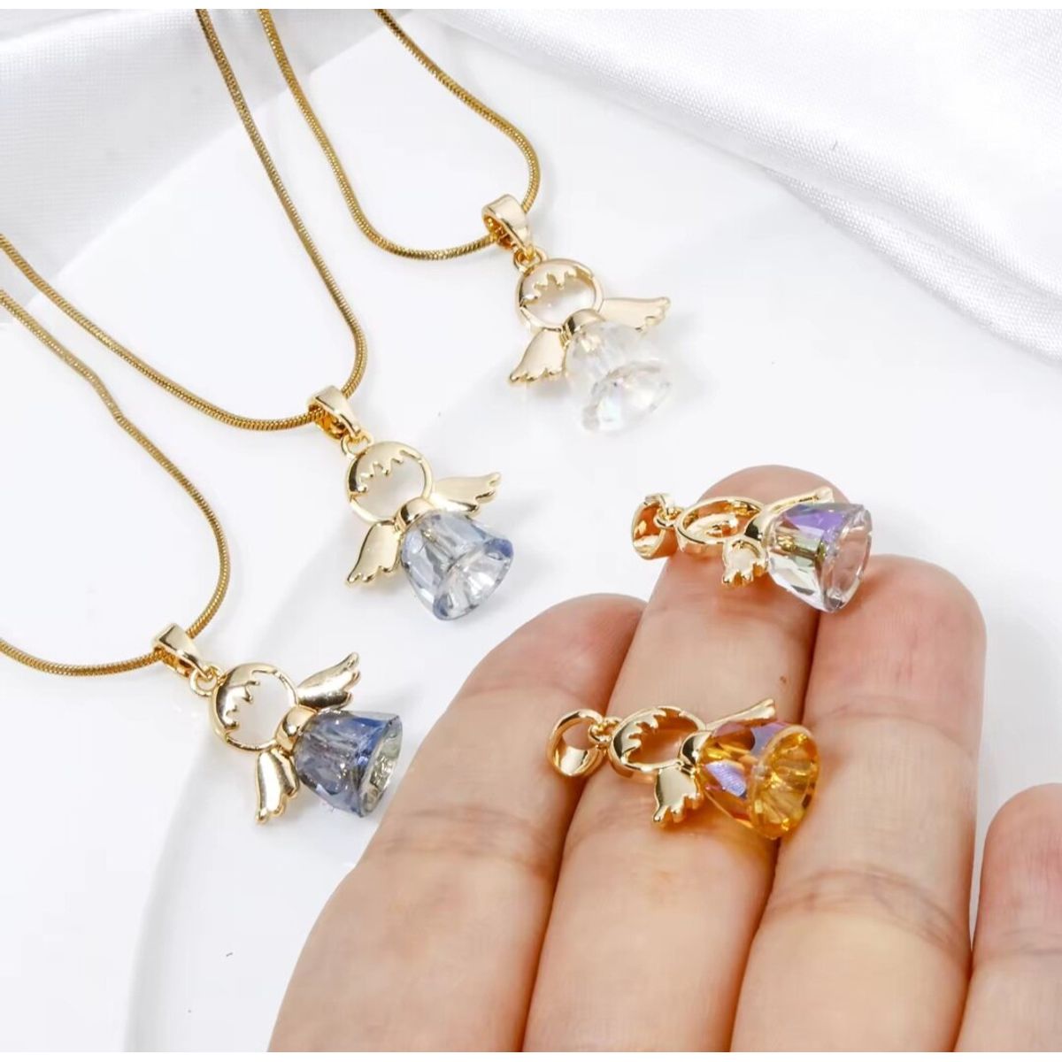 GENERICO - Collar Angelito Enchape oro varios colores