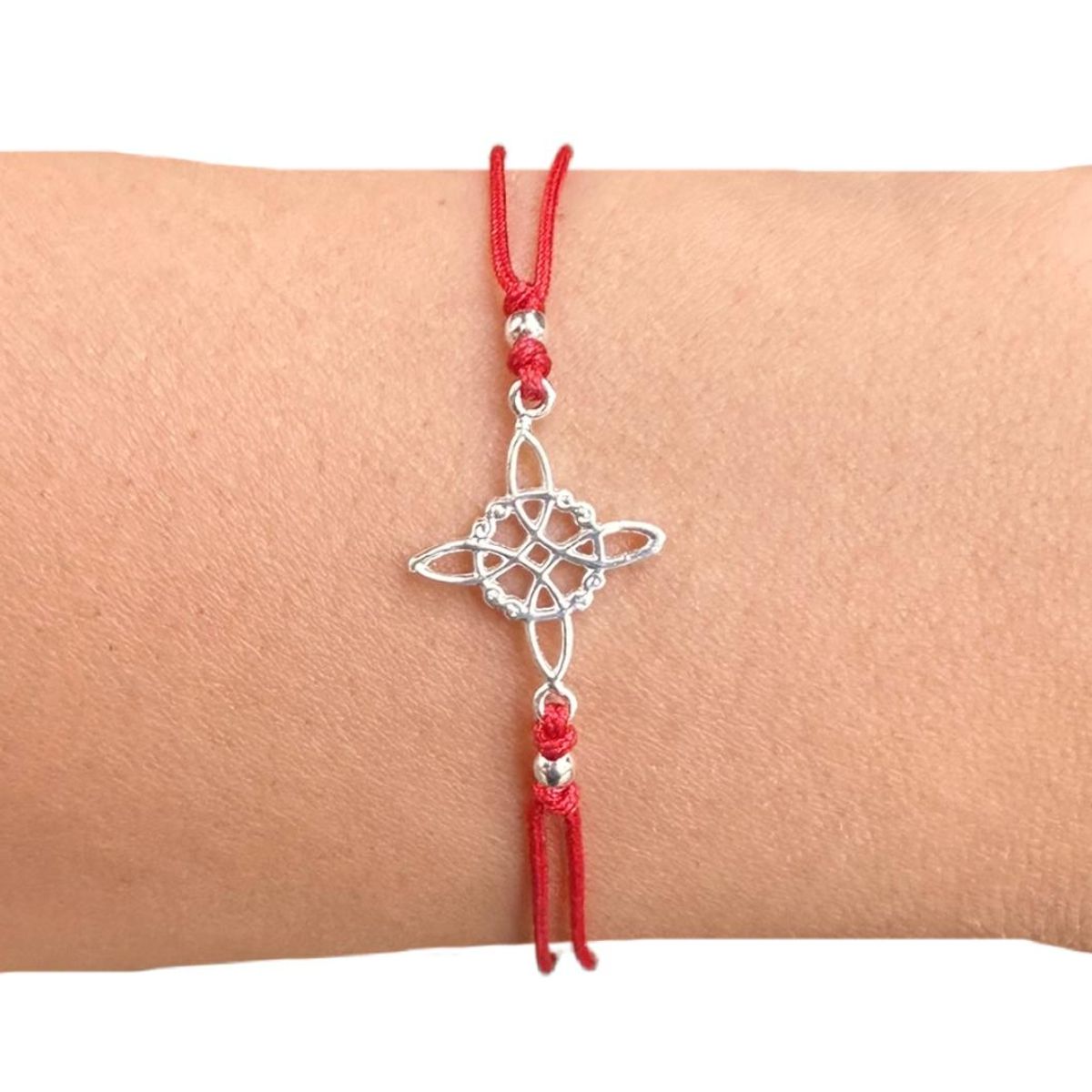 GENERICO - Pulsera Nudo De Brujas Cuerda Roja Plata Fina Proteccion