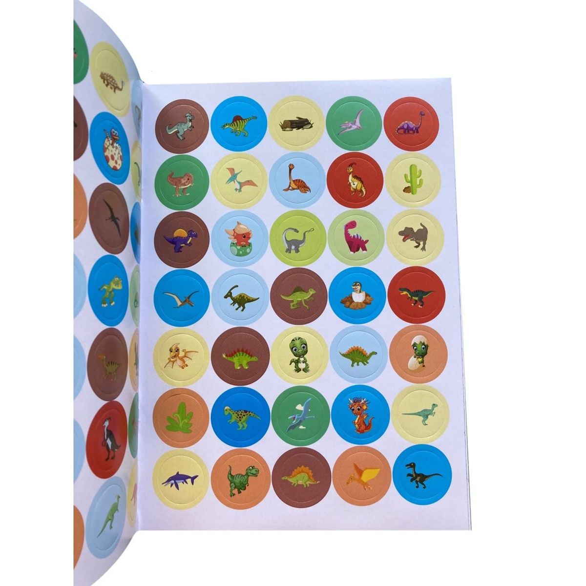 EL GATO DE HOJALATA - Libro Dinosaurios - Mundo de stickers