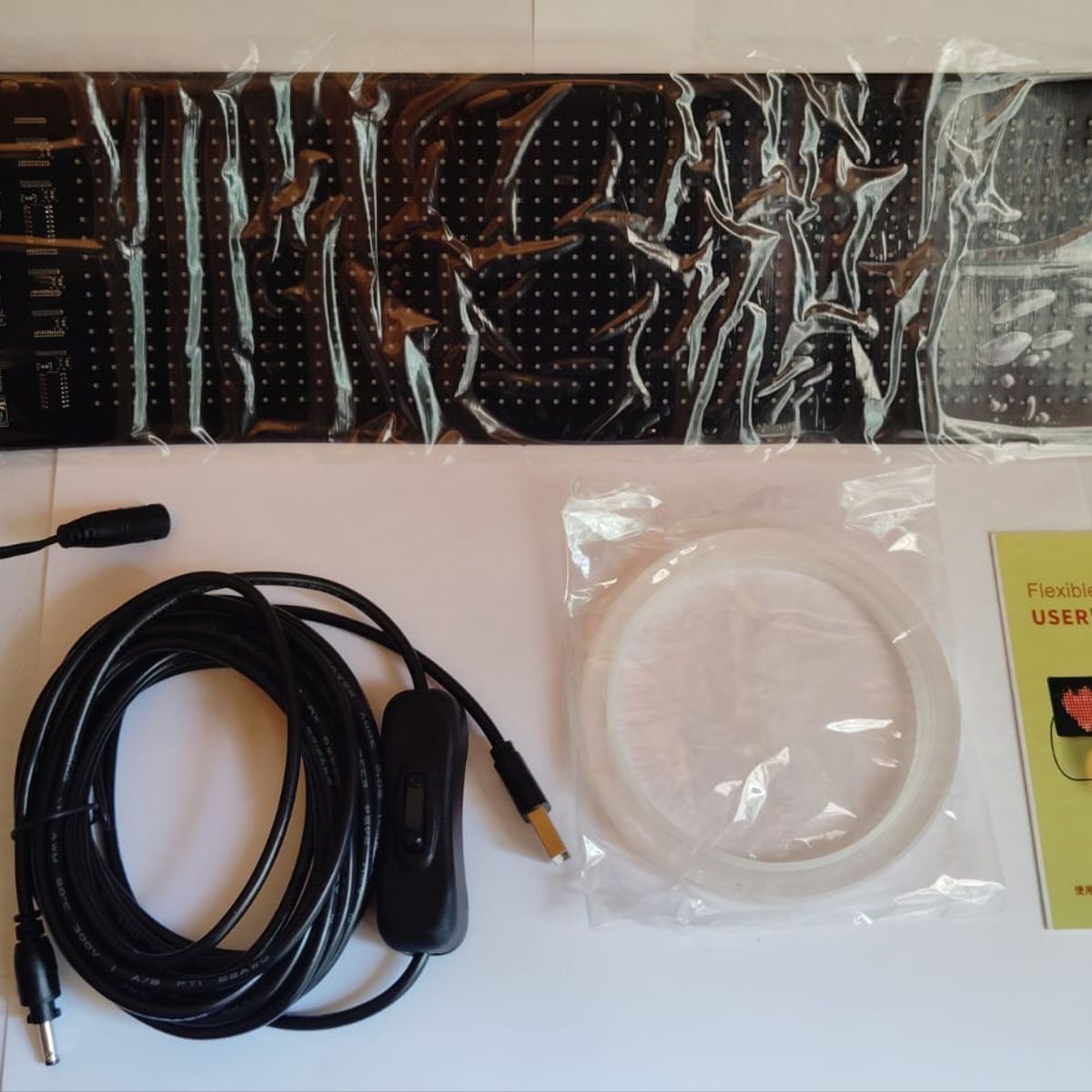 GENERICO - Letrero Led Programable Flexible 38x10 cms