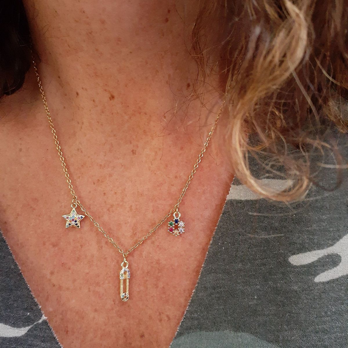 VANE COLLECTION - Cadena collar mujer dorada doble baño de oro corazón y luna circones