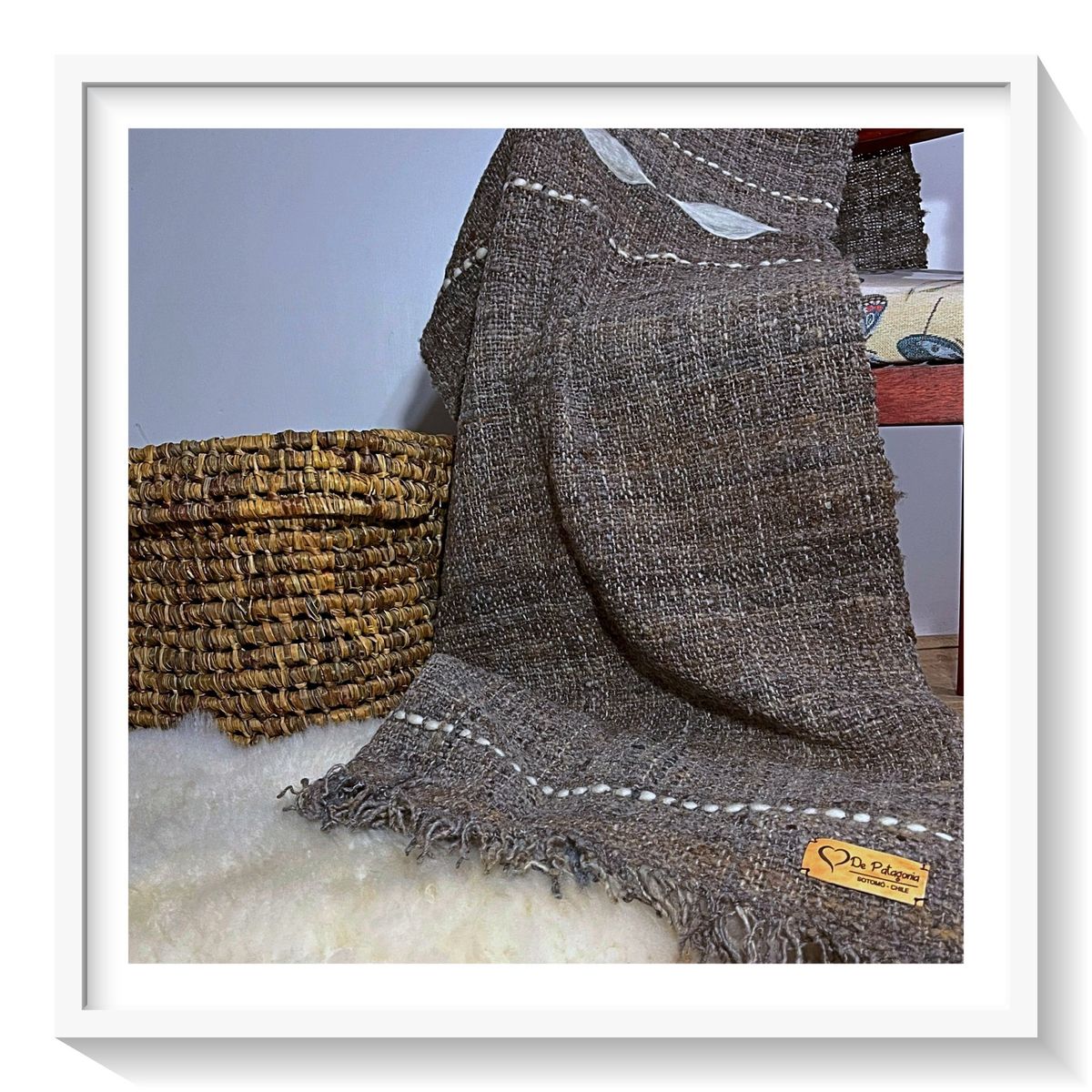 GENERICO - Piecera Patagónica Tórtola - Tejida en Telar Lana de Oveja 100% Natural