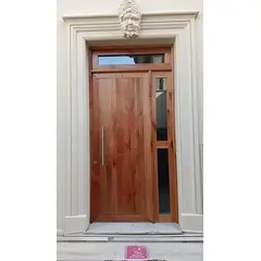 GENERICO - Puerta Angostura Madera Nativa Raulí Vaporizado al natural