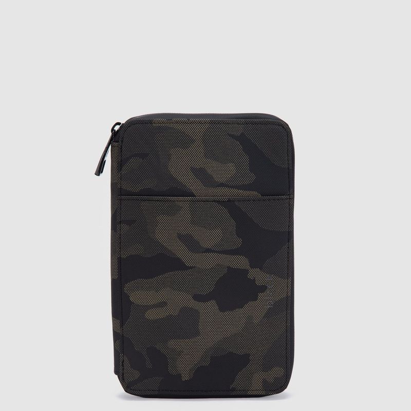 BUBBA - Passport Holder Wolf Camo Black Bubba