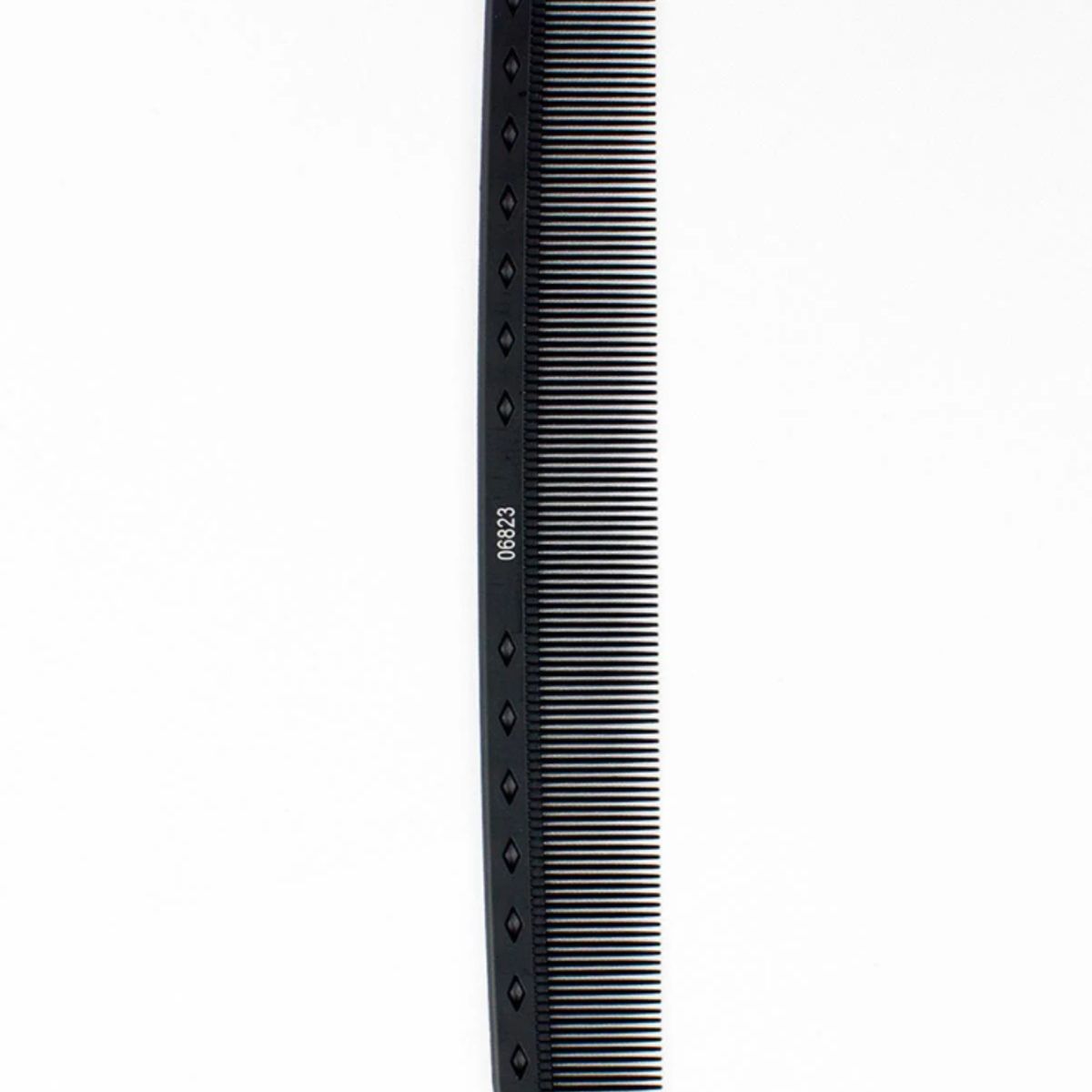 TONI & GUY - Peine de Corte 6823 Toni & Guy Carbono Anti Estático