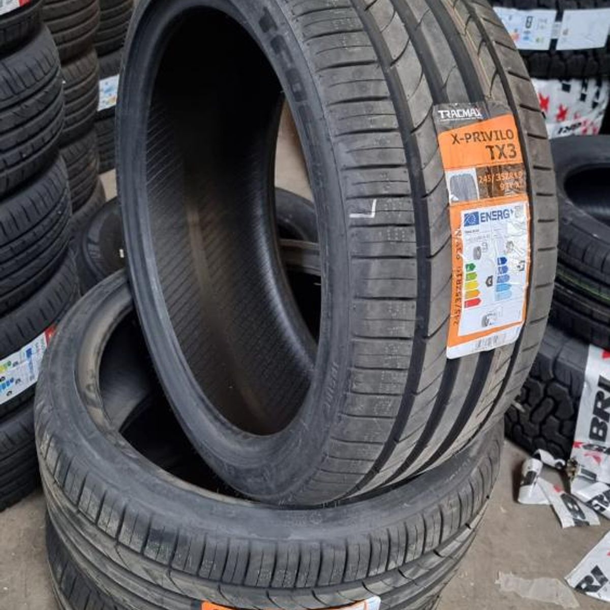 TRACMAX - NEUMATICO 24535 R19 TRACMAX X-PRIVILO TX3 93Y XL