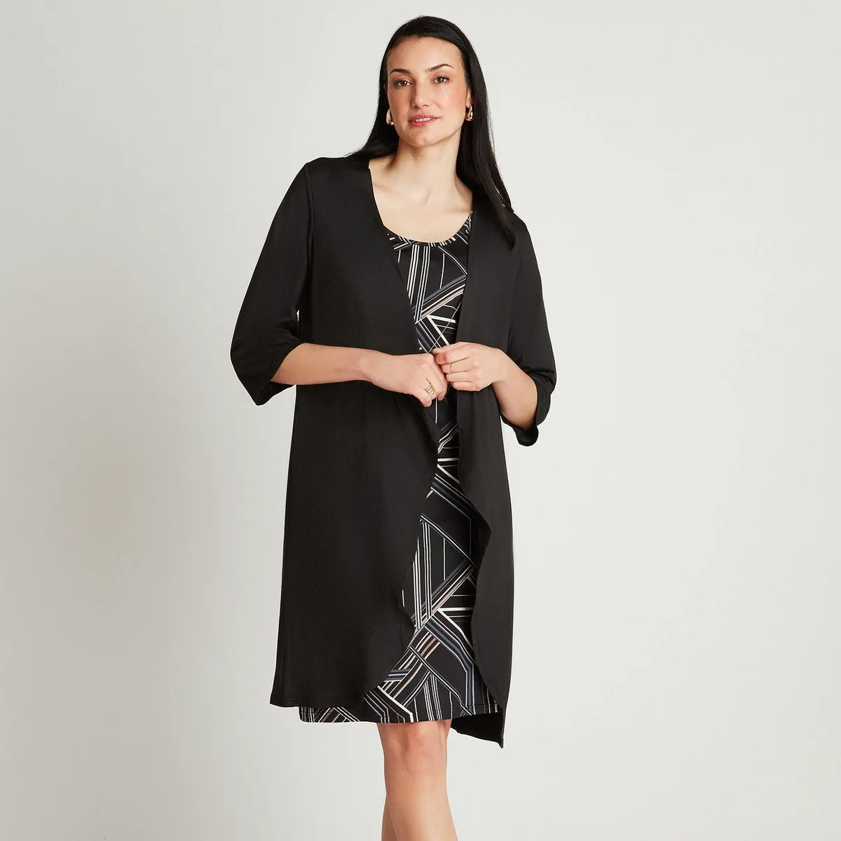 LORENZO DI PONTTI - Vestido Midi Negro Manga 3/4 Cuello Redondo Con Tapadito