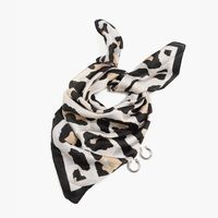 Set Pañuelo Y Aros Animal Print Clásico