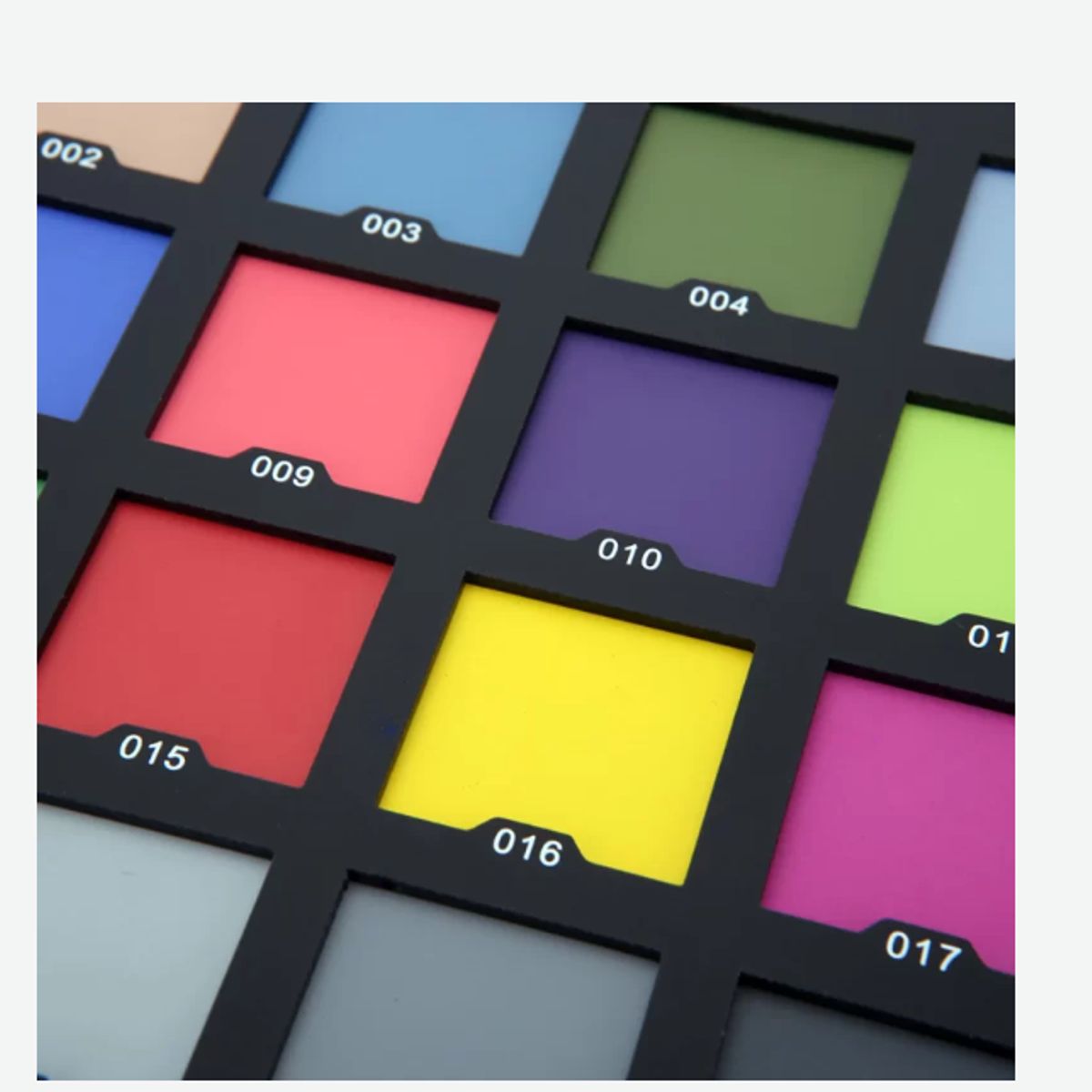 GENERICO - PALETA PROFESIONAL 24 COLORES PARA CORRECCIÓN DE COLOR