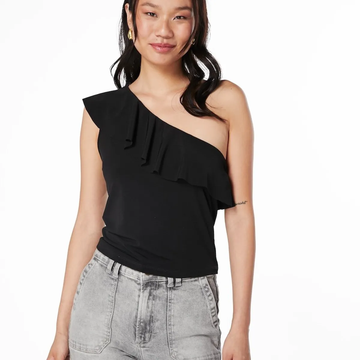 EFESIS - POLERA SES REGULAR ESCOTE ASIMETRICO C VUELO NEGRO - Negro