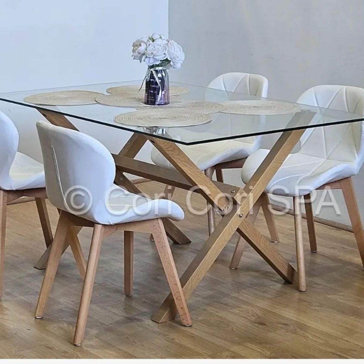 CORI CORI - Comedor Medlock 140x90cms + 4 Sillas Mariposa Ecocuero Wood Blanco