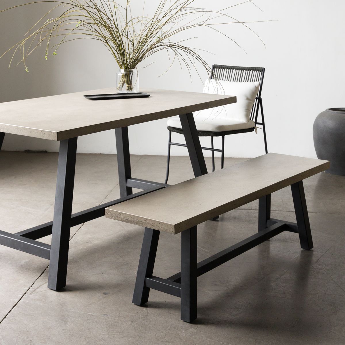 AMOBLE - Banqueta Dublin Cemento 140 Amoblé