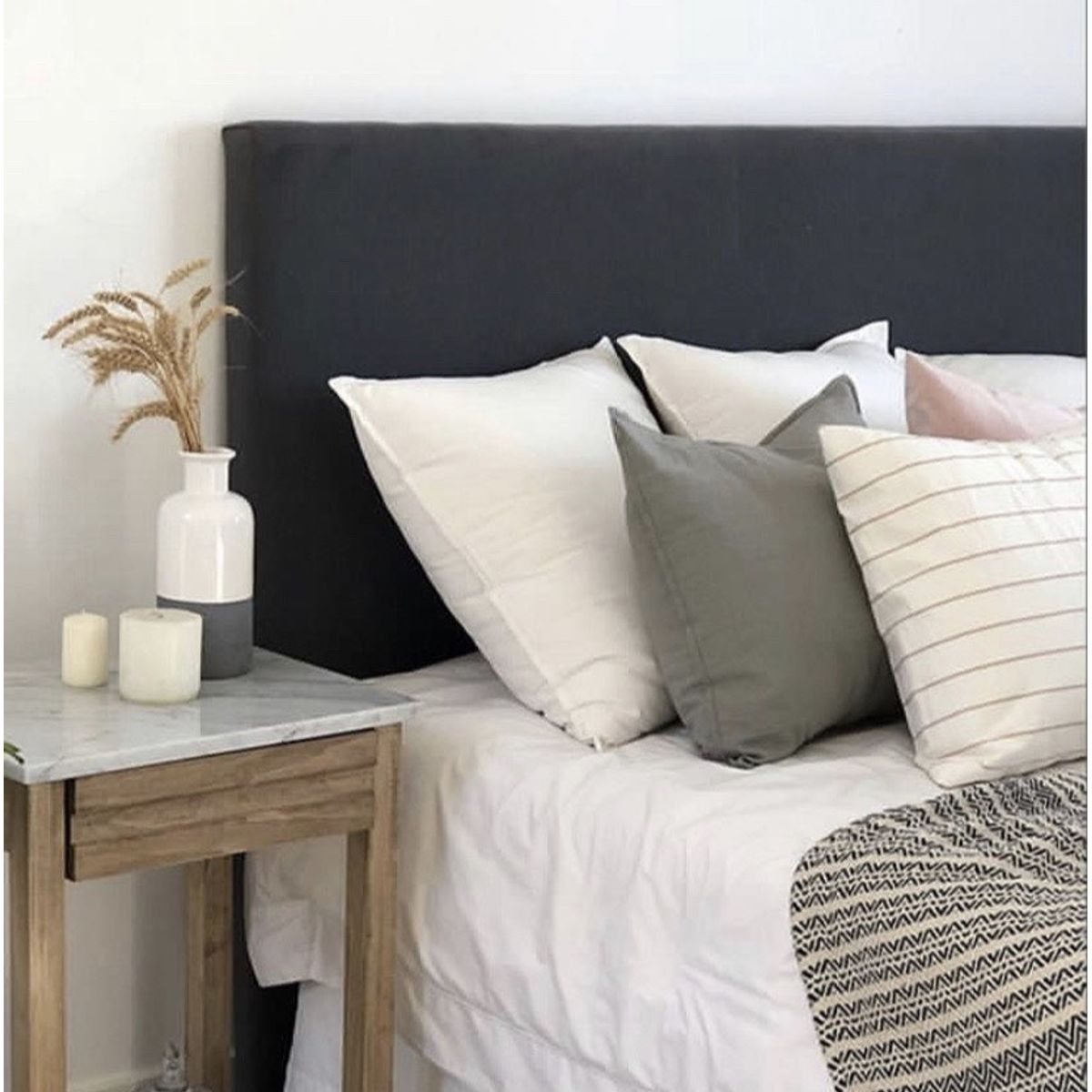 GENERICO - Respaldo Liso al piso FELPA NEGRO 2 PLAZAS