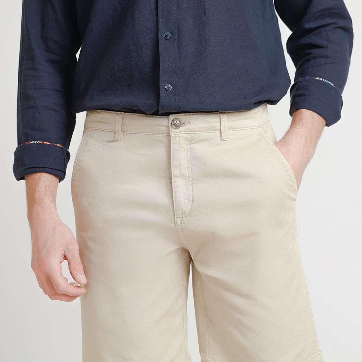 TRIAL - Bermuda Hombre Casual Algodón Liso Slim Valerio Beige