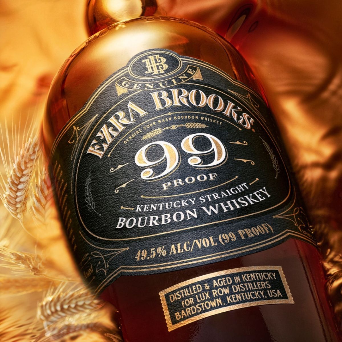 EZRA - Ezra Brooks Bourbon Whiskey 750cc