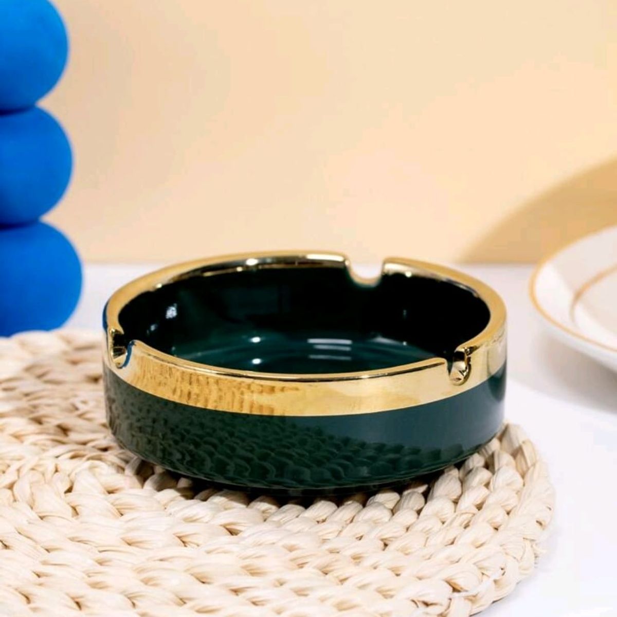 MROTTO - Cenicero Decorativo de Cerámica con Detalles Dorados