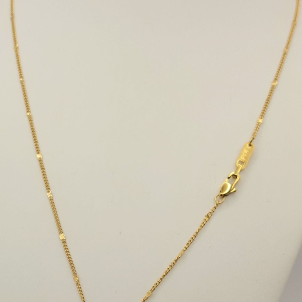 GENERICO - Cadena Oro Laminado Tejido Destellos Virgen Guadalupe de Esmeralda