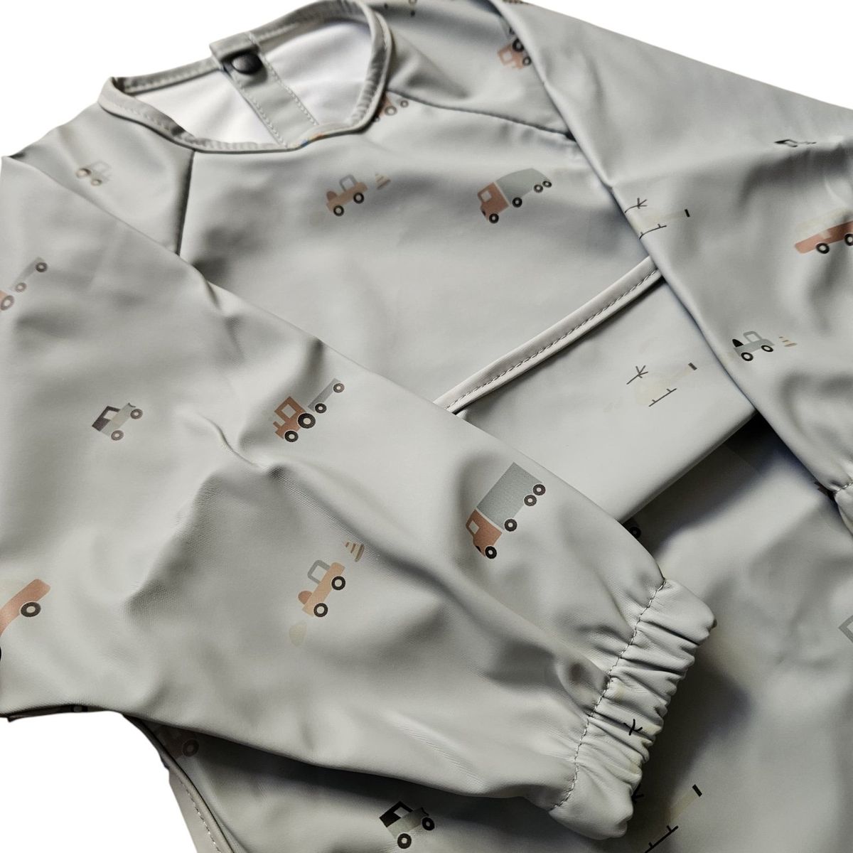 GENERICO - Babero Impermeable CAMION