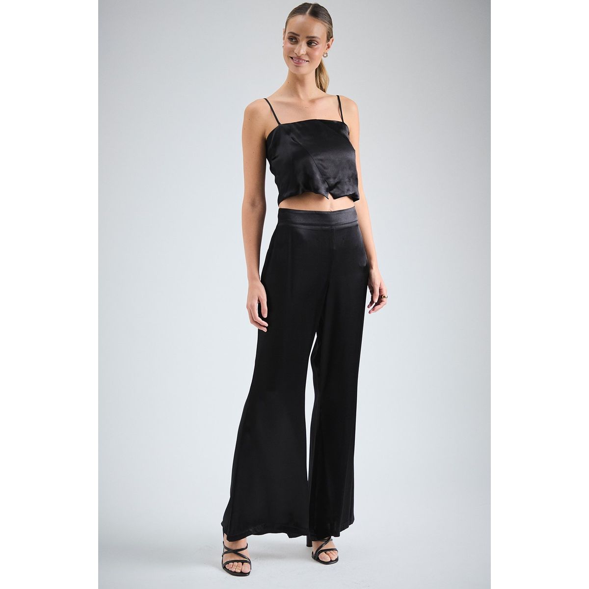 IO - Pantalon Negro Mujer Io