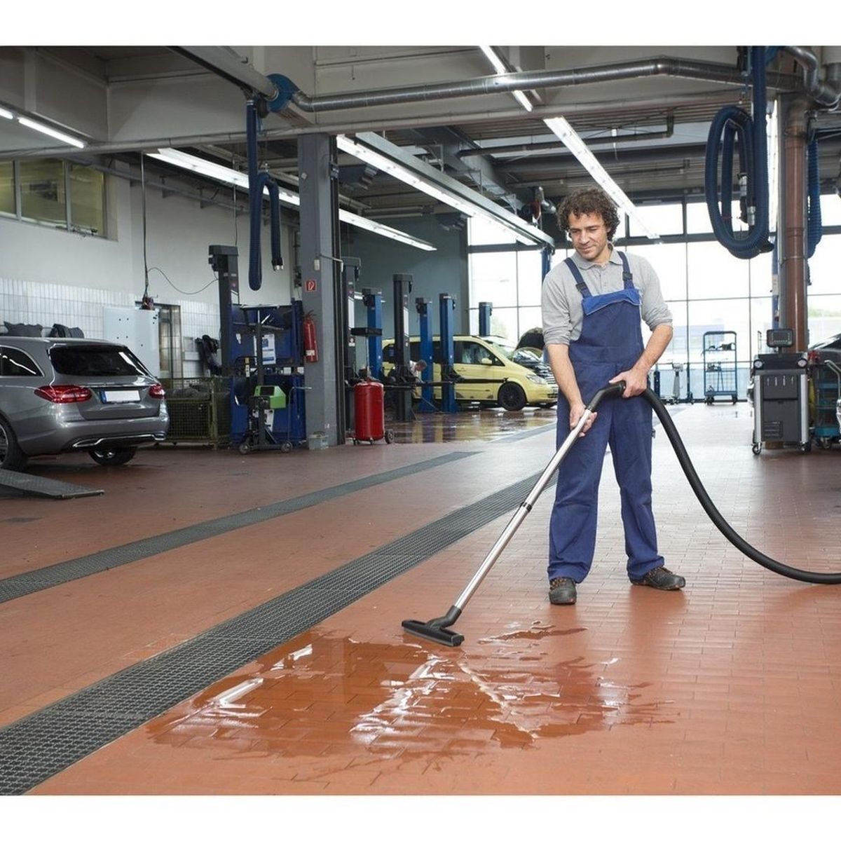 Aspiradora Profesional Nt 70/2 Polvo Y Agua Karcher, marca KARCHER - Foto 2