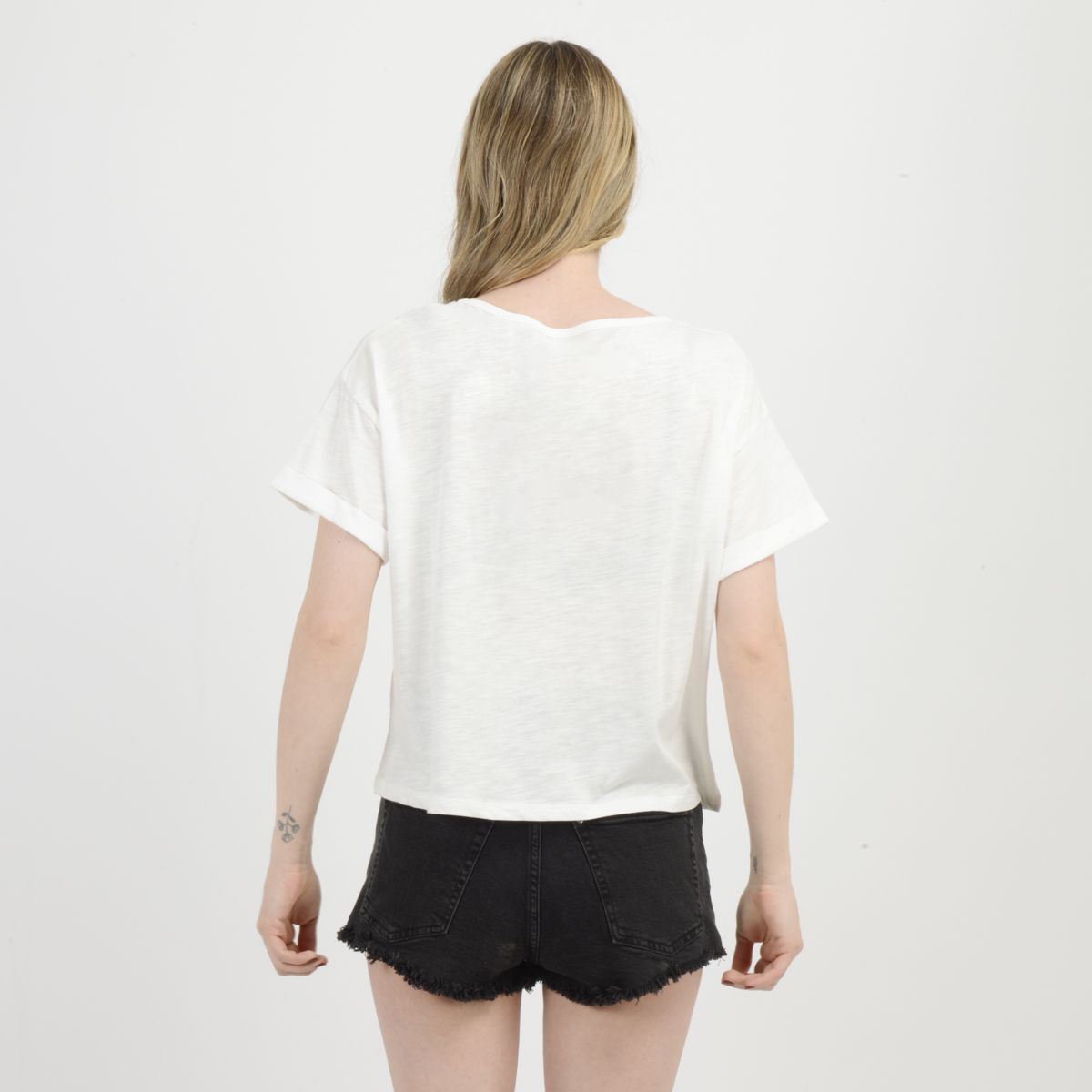 O'NEILL - POLERA MANGA CORTA MOMENT CROP  BEIGE CLARO