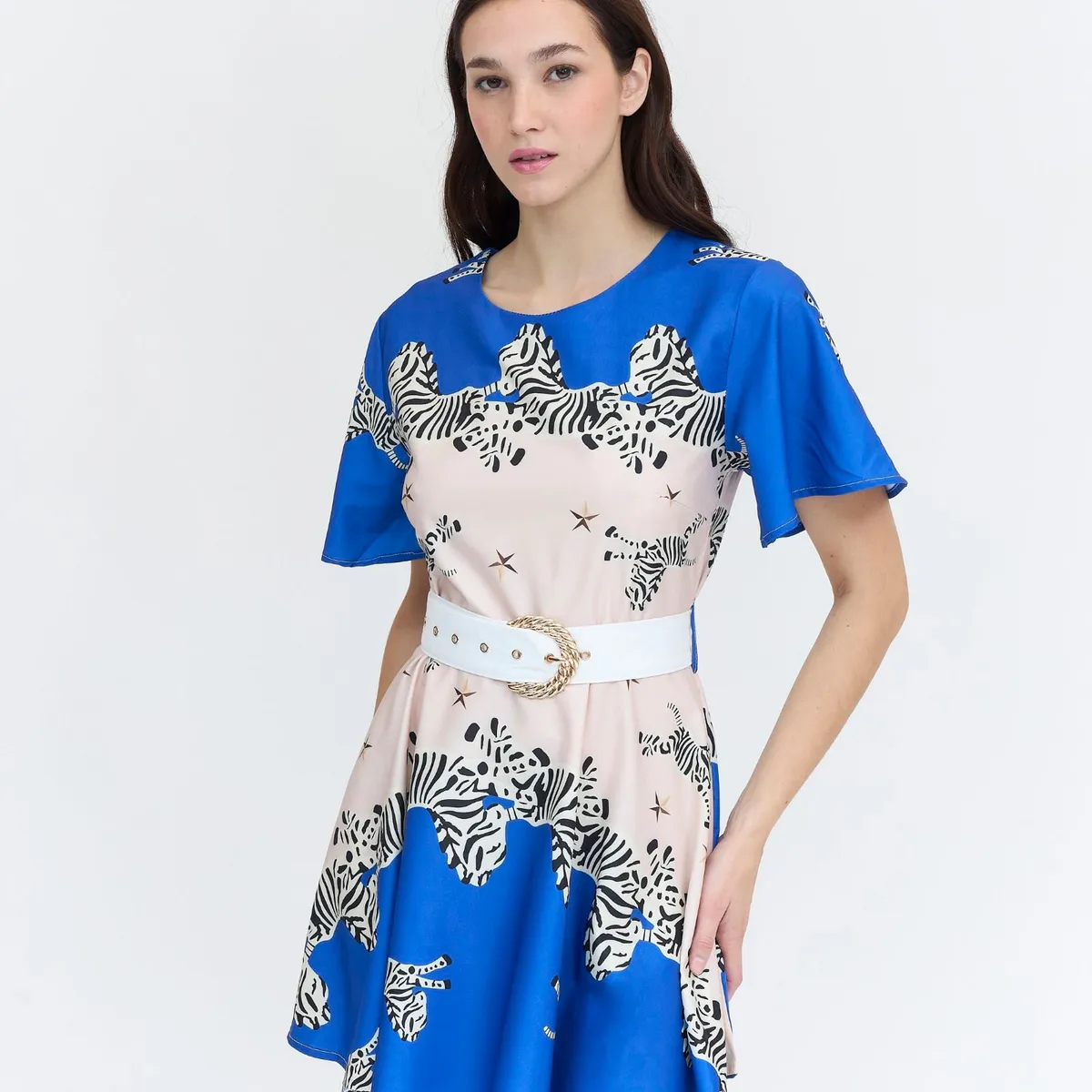 GUINDA - Vestido corto estampado Cebra Jacinta Guinda