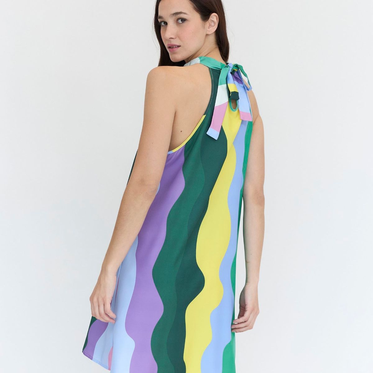 GUINDA - Vestido corto con cuello Halter Flame Guinda