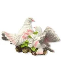 GENERICO - Figura Estatua Pareja De Palomas