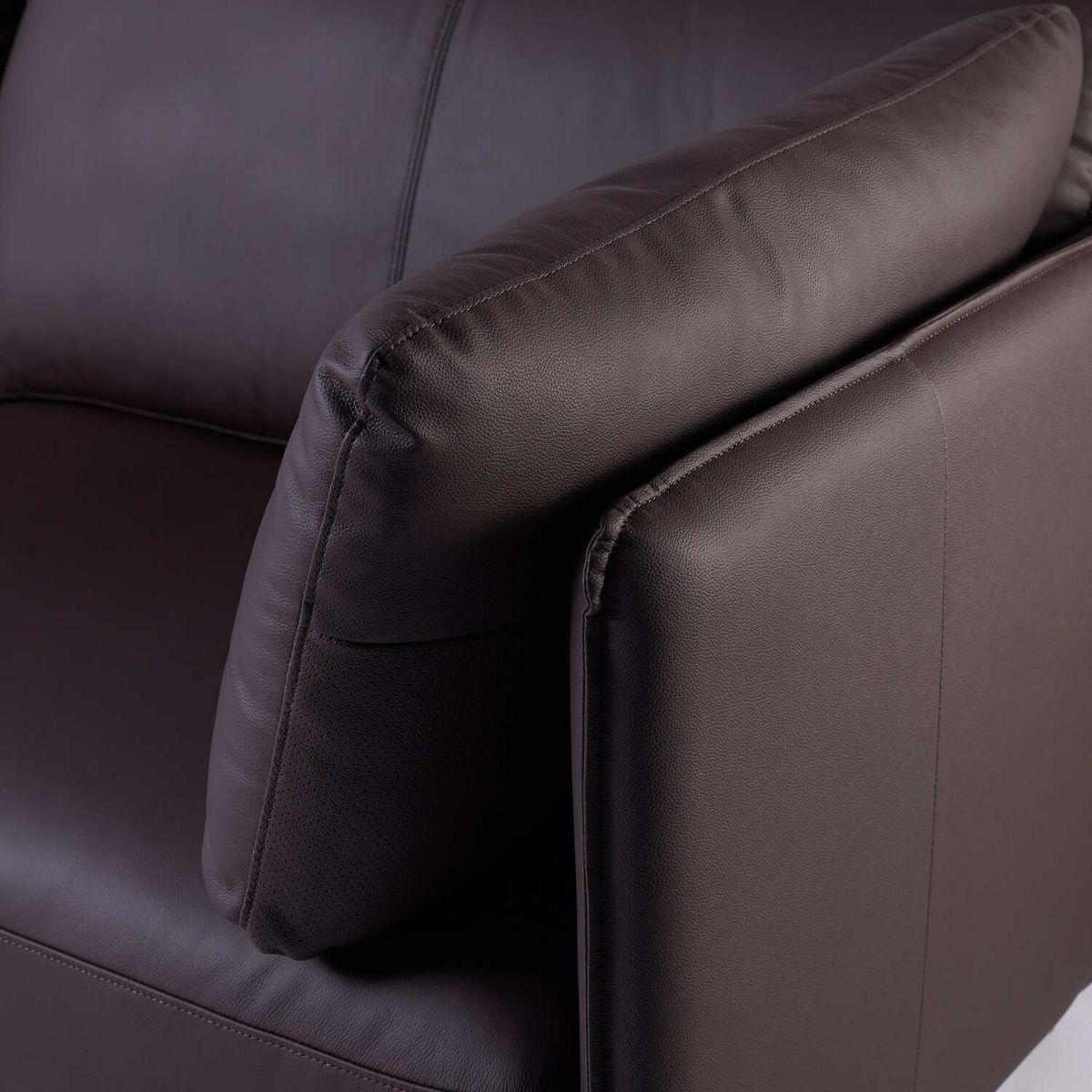 BOKAN - Sofá 2 cuerpos Santino Chocolate